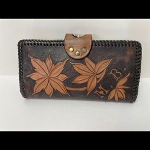 Vtg Ladies Brown Leather Wallet Floral 7”